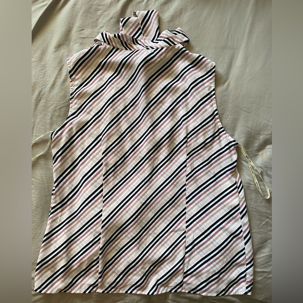 Anne Klein Striped Sleeveless Top size L like new